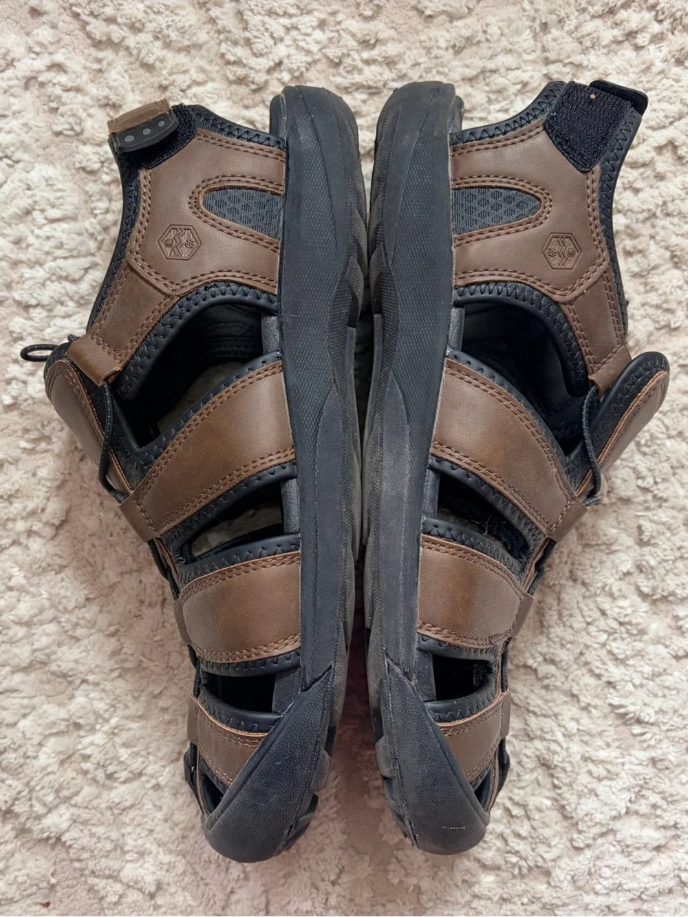 Khombu Brown & Black Travis Hiking Men's Fisherman Sandals w Toggle Lacing 11M - Picture 5 of 12